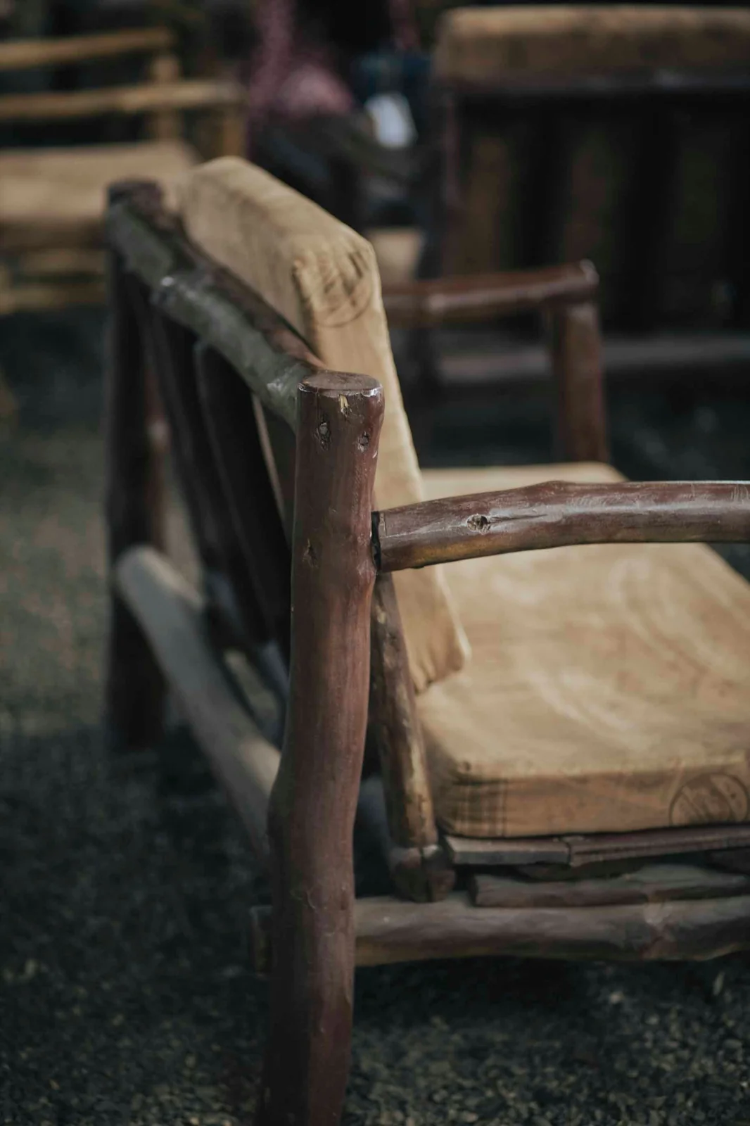 furniture: complementary visual study