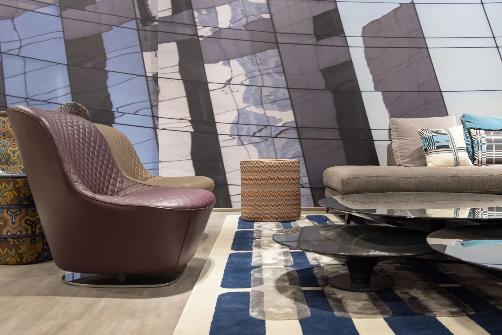 furniture: second complementary visual study