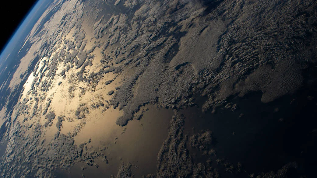 space: complementary visual study