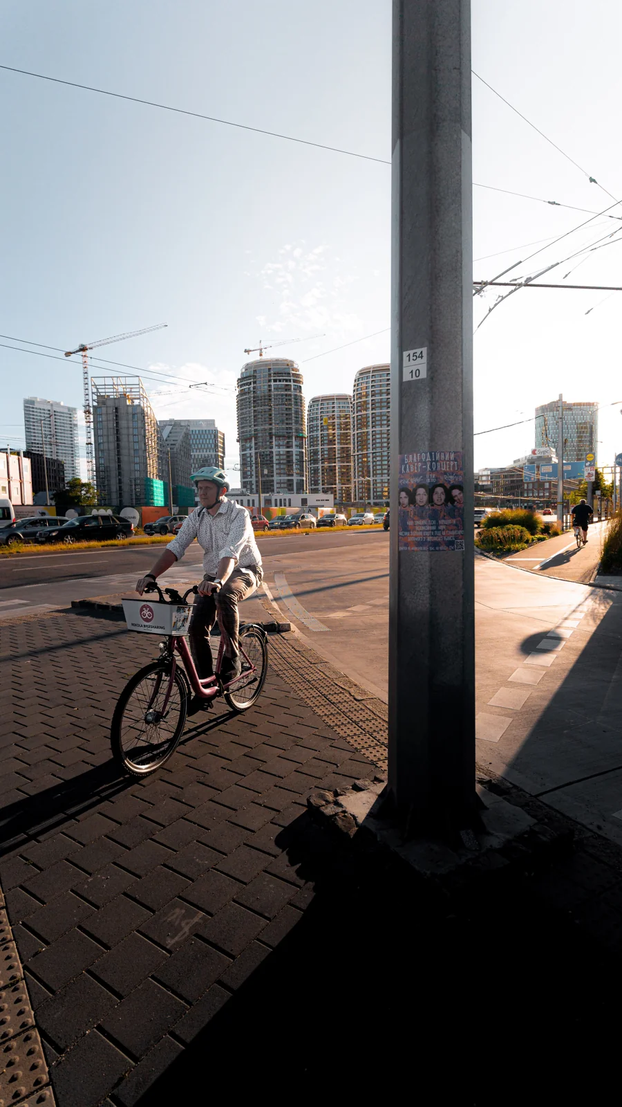 electric cycling: second complementary visual study